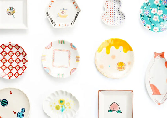 About Kutani ware small plates