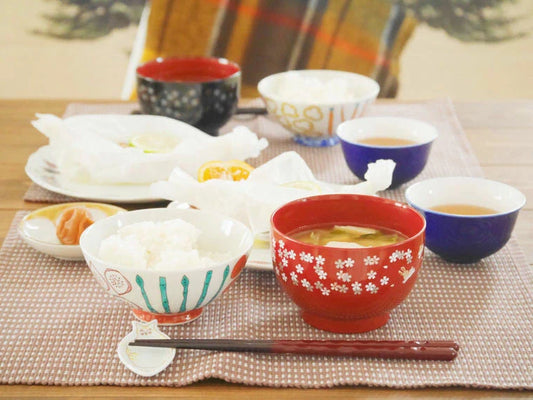 An Autumn Dinner with Kutani Ware