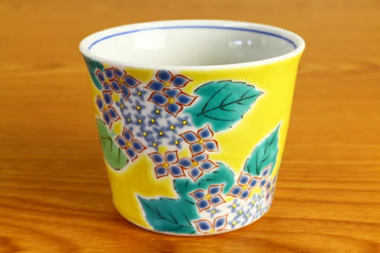 Seiko Kiln Kutani Hydrangea Japanese Freecup