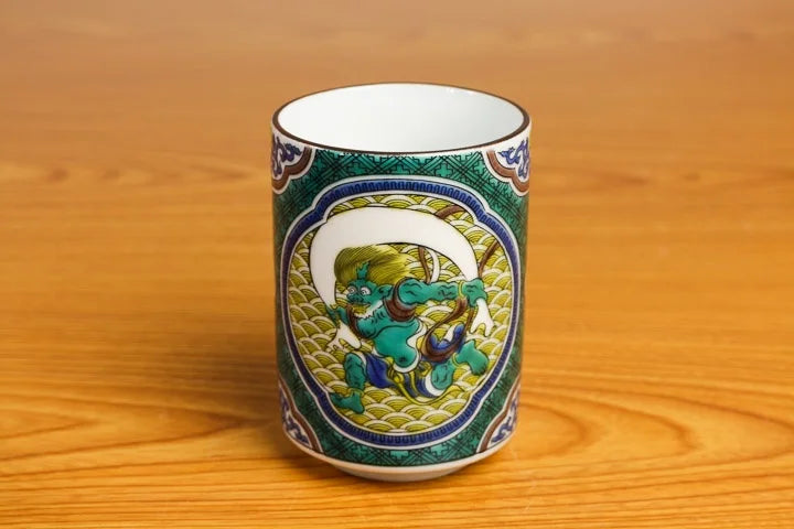 Seiko Kutani yoshidaya Yunomi Japanese Teacup