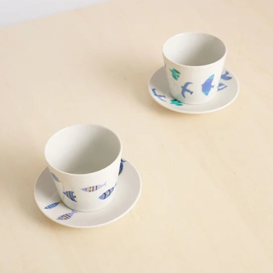 Harekutani bluebird (Sialia spp.) Cup and Saucers