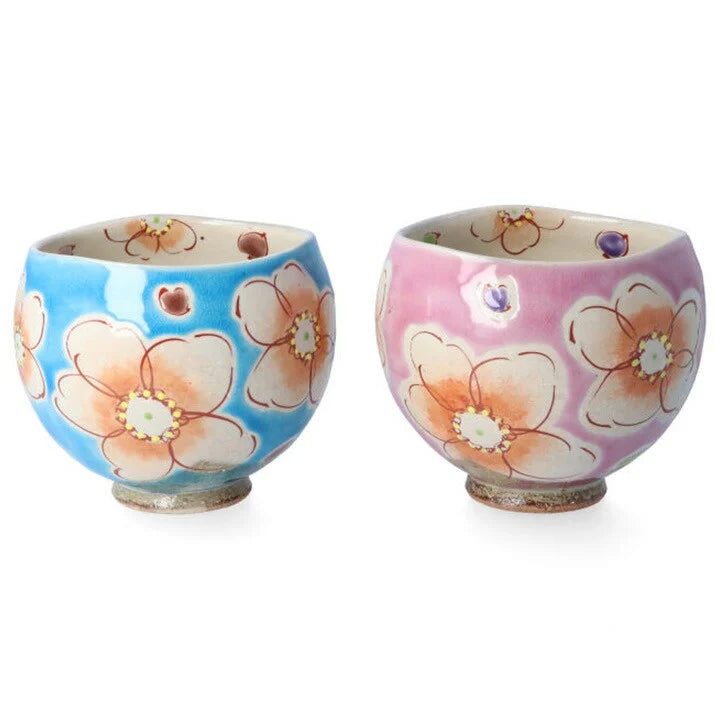 kokuzou Kiln Kutani Flower Urara (Turkey, Pink) pair Yunomi Japanese Teacup