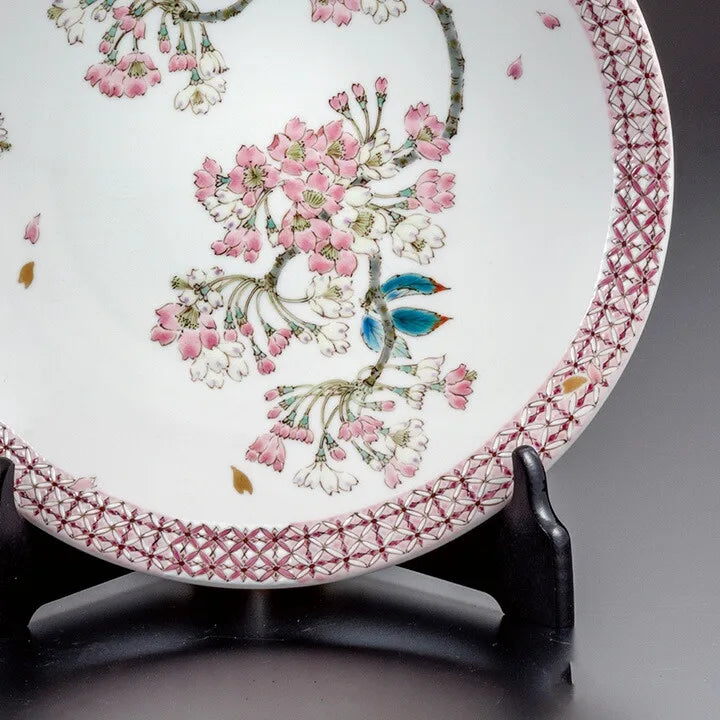 Yuka Hirano Kutani Cherry Blossom Decorative Plate (with Plate Stand)