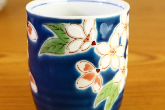 Seiko Kiln Kutani Cherry Blossom Yunomi Japanese Teacup