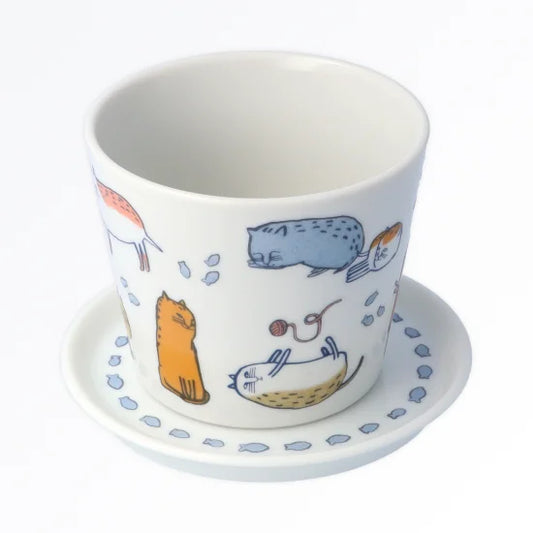 Harekutani Cat Cup and Saucers