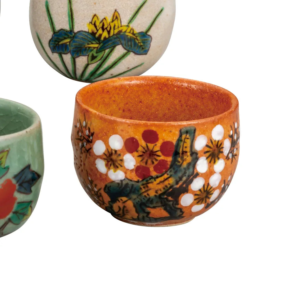 Kutani 5 kinds of plants and flowers Guinomi Sake Cup