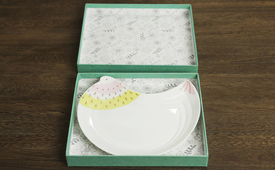 Harekutani Bird (pink) Medium Plate