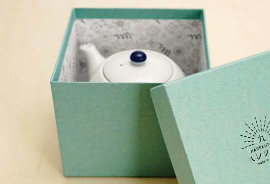 Harekutani Flower and Bird (pink) Japanese Teapot