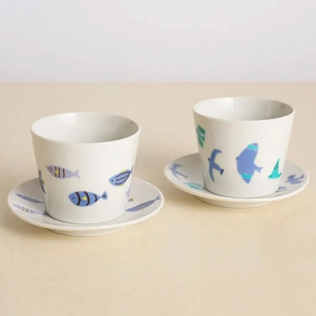 Harekutani bluebird (Sialia spp.) Cup and Saucers