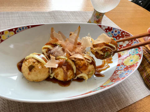 Takoyaki （octopus dumplings）