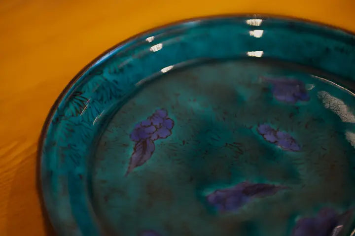 Tamekichi Mitsui, the inheritor of Ko-Kutani and Yoshidaya