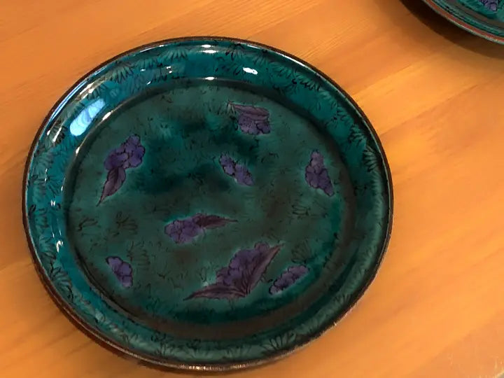 Tamekichi Mitsui, the inheritor of Ko-Kutani and Yoshidaya