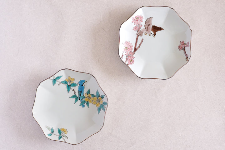 Space is available for meals to be served and completed.