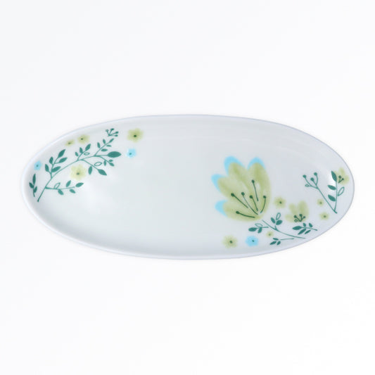 Green colored flower medium plate