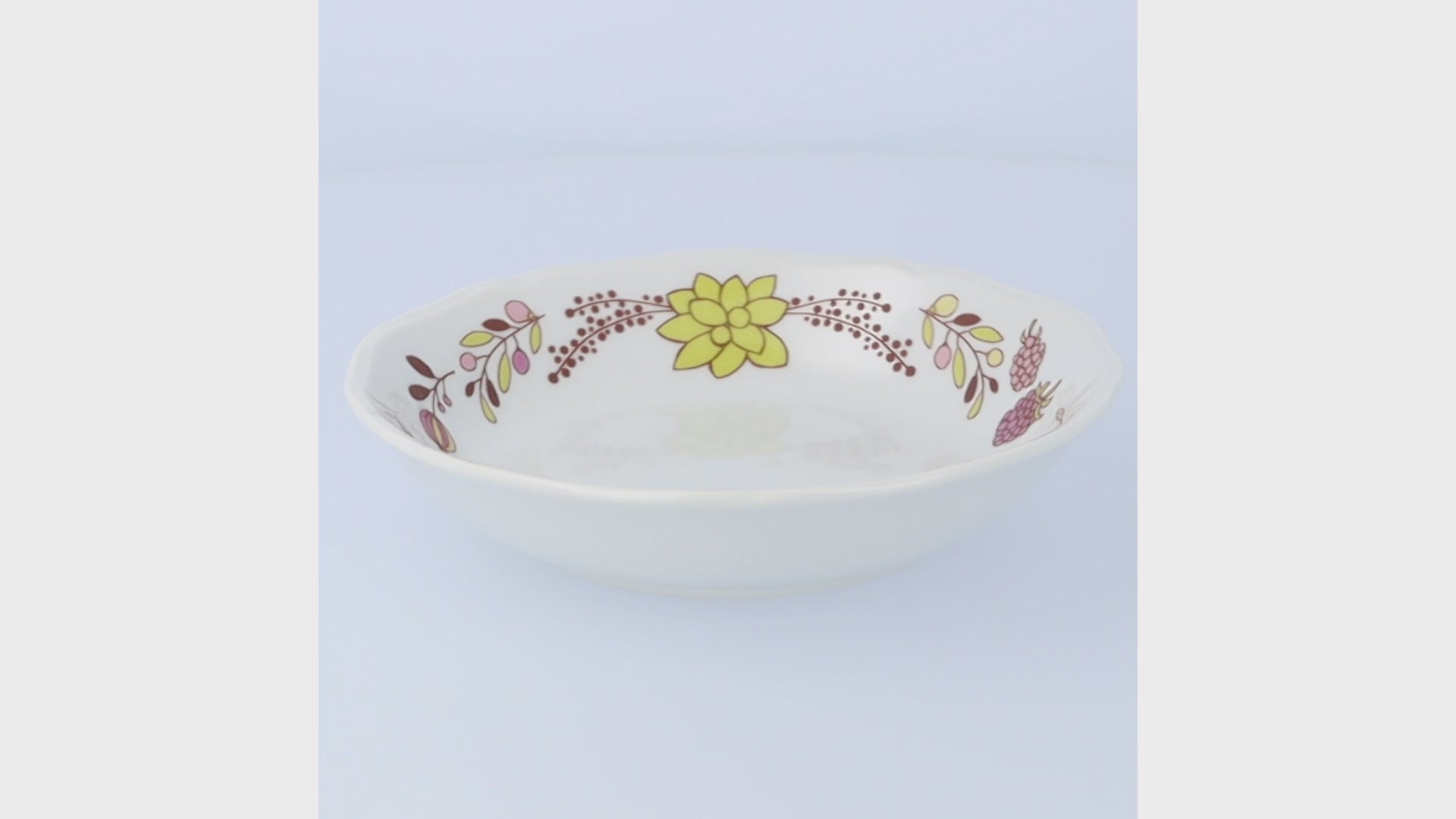 Harekutani Fruit and Bird (pink) Bowl