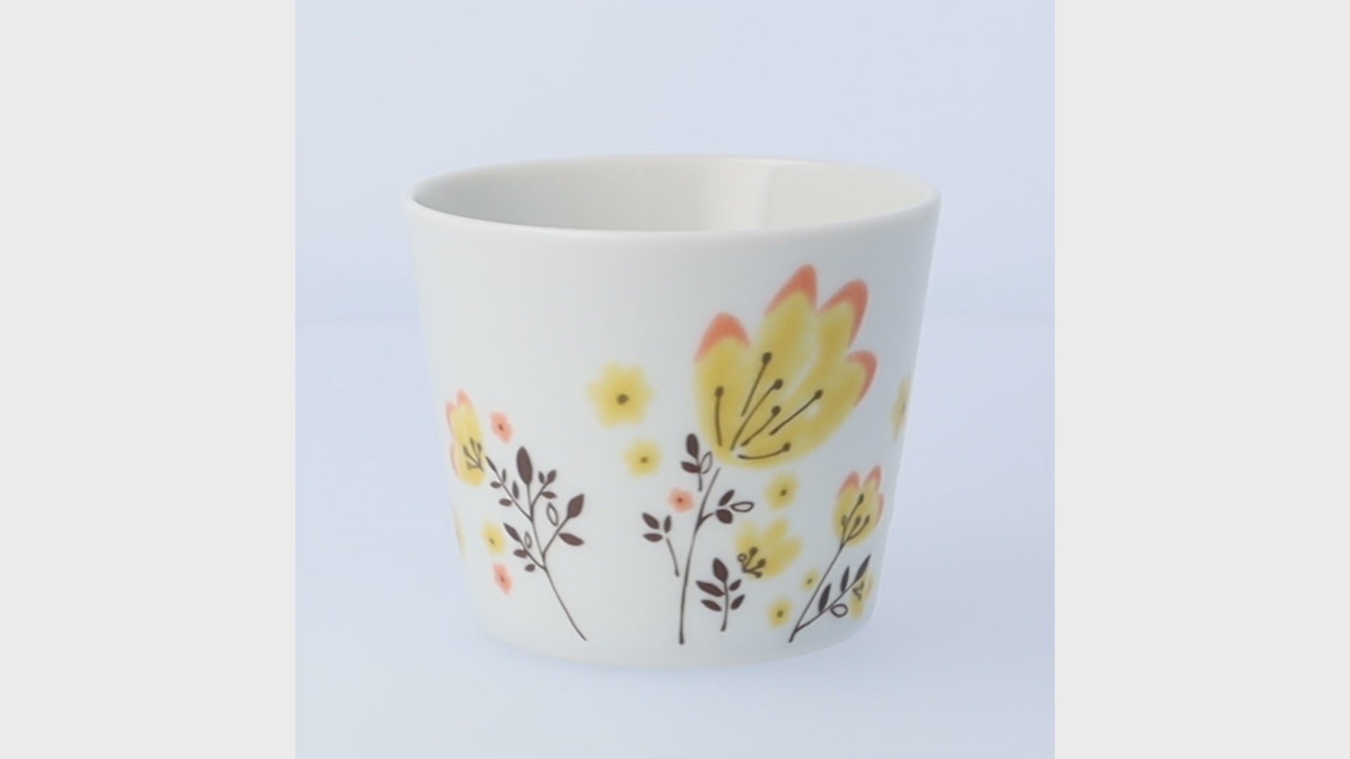 Harekutani Spring Flowers (yellow) Free Cup