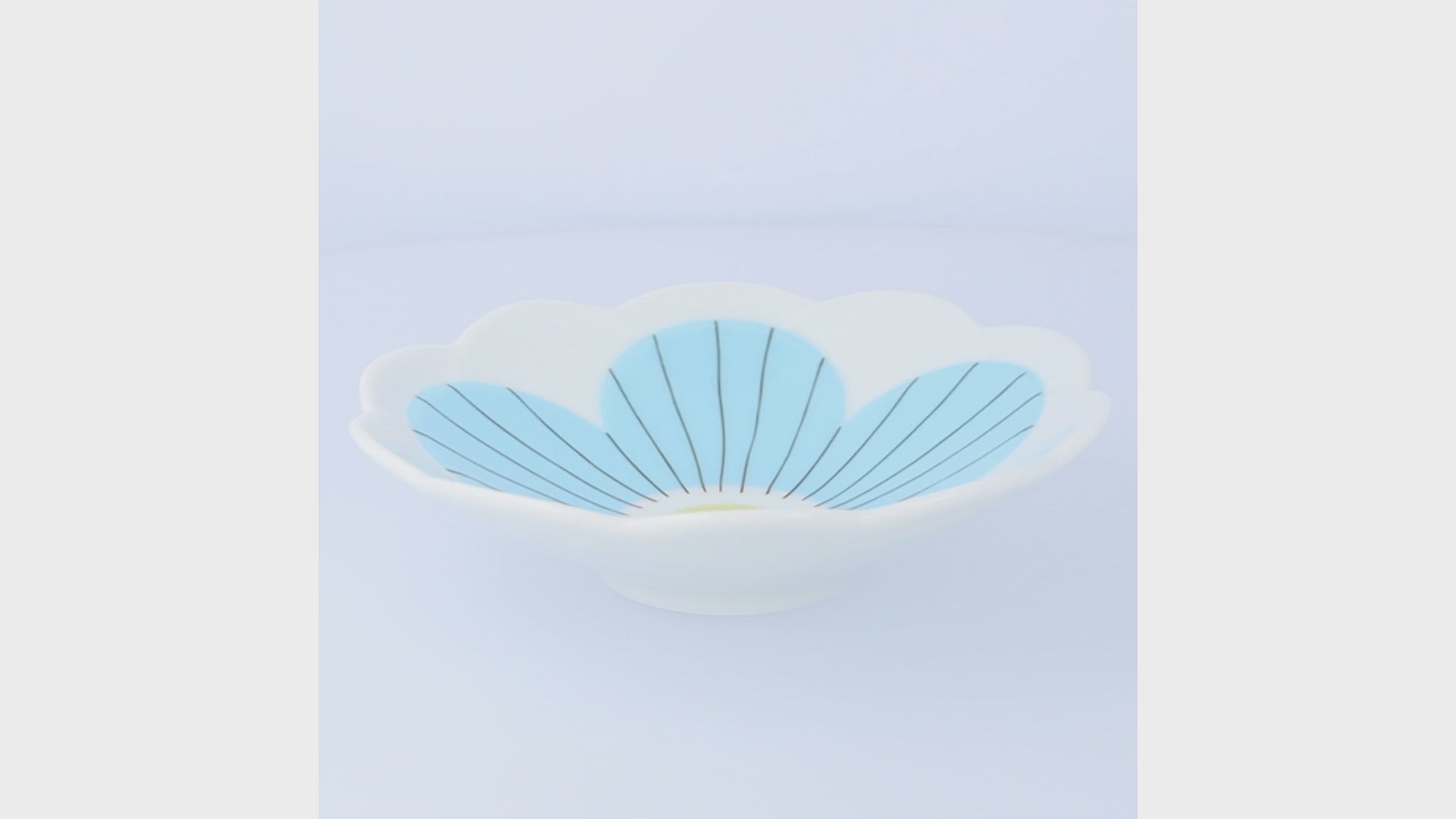 Harekutani Flower (blue) Bowl